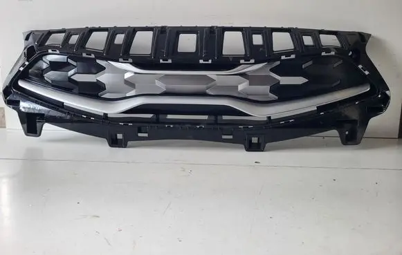 KIA Ceed Front bumper upper radiator grill 86351CR300