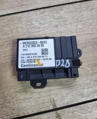 Mercedes-Benz E W212 Fuel injection pump control unit/module A2129003408 5WK11555FBF A2124460071