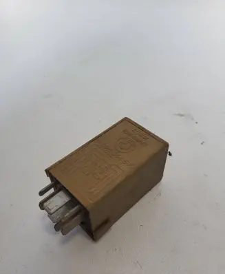 BMW X3 E83 Window control relay 61368384505