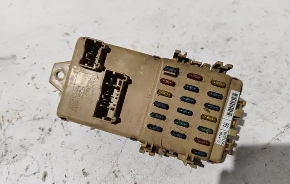 Subaru Impreza I Fuse box set 991208