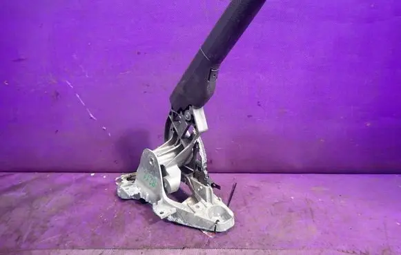 Volkswagen Jetta V Handbrake/parking brake lever assembly 1K0711303H