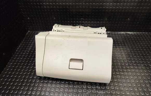 Nissan Leaf I (ZE0) Glove box set 685203NA0A 685203ND0A 685S13NA0A