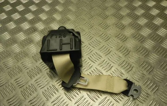 Maserati Levante Front seatbelt 634166800A M4404
