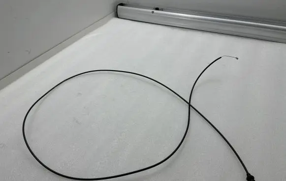 Engine bonnet/hood lock release cable