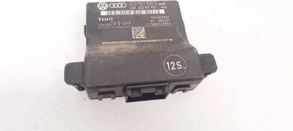 Volkswagen PASSAT B6 Other control units/modules 3C0907530E