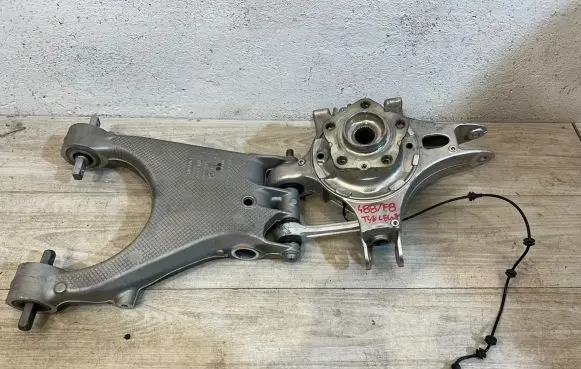 Ferrari F8 Tributo Rear wheel hub spindle/knuckle 