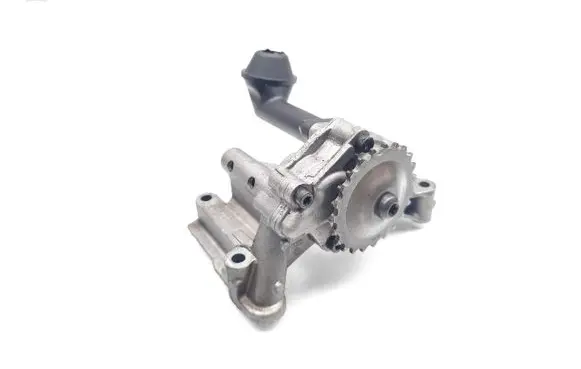 Volkswagen PASSAT B6 Oil pump 038115105C