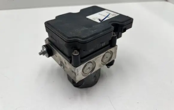 Infiniti Q30 ABS Pump a0914310000 2265106513 0265956280