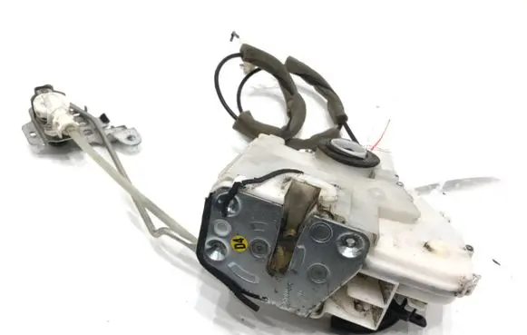 Honda FR-V Front door lock