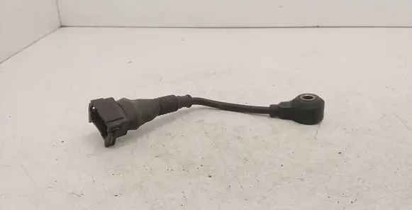 BMW 5 E34 Detonation knock sensor 1730029