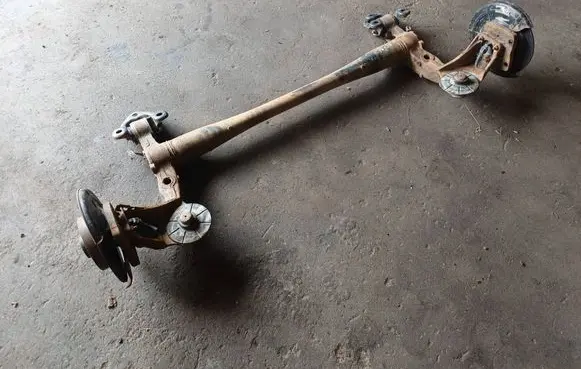 Opel Zafira B Rear axle beam