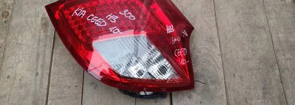 KIA Ceed Rear/tail lights 924021H0