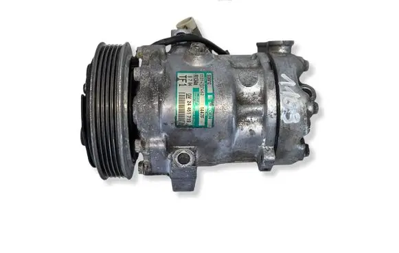 Opel Corsa D Air conditioning (A/C) compressor (pump) 24461719 03314707462