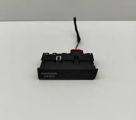 Passenger airbag on/off switch