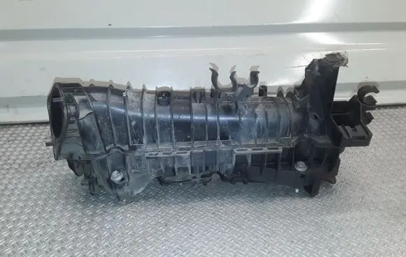 BMW 3 E90 E91 Intake manifold 108452S10