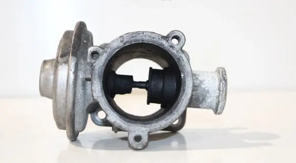 BMW 3 E90 E91 EGR valve 7791480