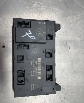 Mercedes-Benz CLK A209 C209 Door control unit/module 2098202026
