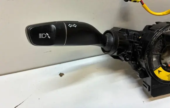 Hyundai Solati H350 Indicator stalk 9330359200 5943059000
