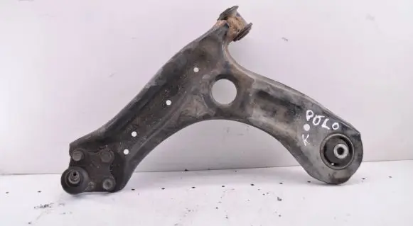 Volkswagen Polo Front lower control arm/wishbone 6R0407151