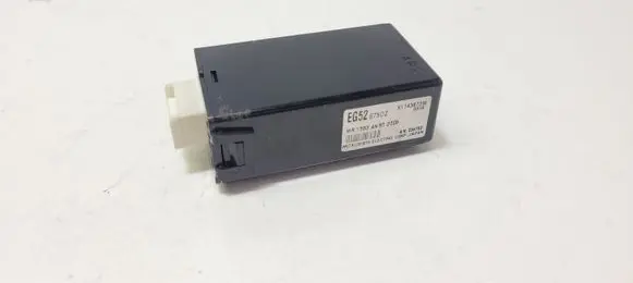 Mazda CX-7 Door central lock control unit/module EG52675DZ