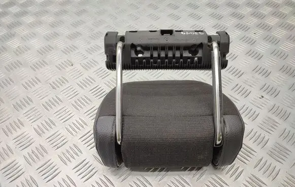Volvo XC90 Third row seat headrest 