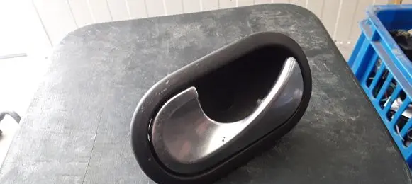 Renault Megane II Front door interior handle 8200028487