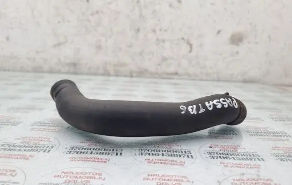 Volkswagen PASSAT B6 Engine coolant pipe/hose 1K0122157D