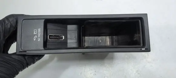 Volkswagen PASSAT B7 Head unit multimedia control 5N0035342E