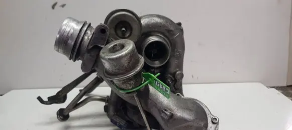 Mercedes-Benz E W212 Turbo A6510903480 A6510903380 A6510902880