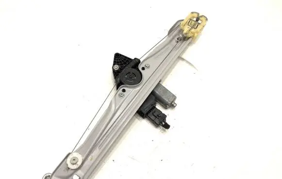 Opel Crossland X Front door window regulator with motor 39187589