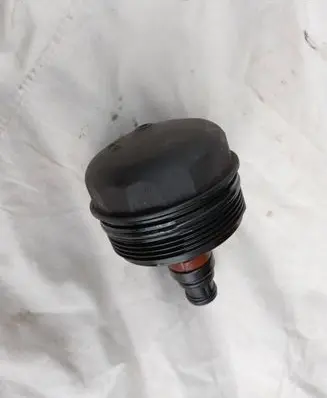 BMW 3 E90 E91 Oil filter cover 7508968