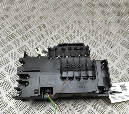 Mercedes-Benz Sprinter W907 W910 Fuse module A9105402536 P00398273