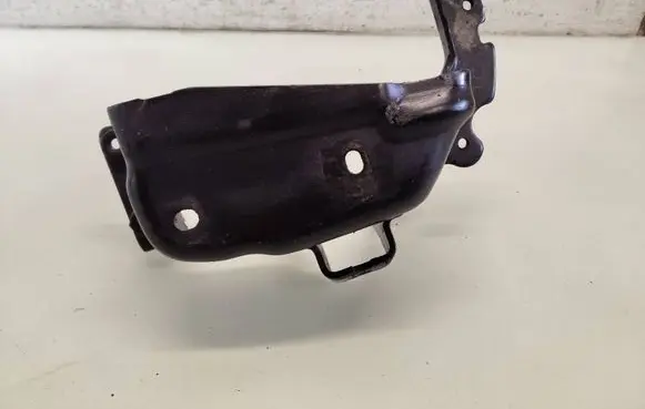 Ford Galaxy Fuel filter bracket/mount holder 148E1106