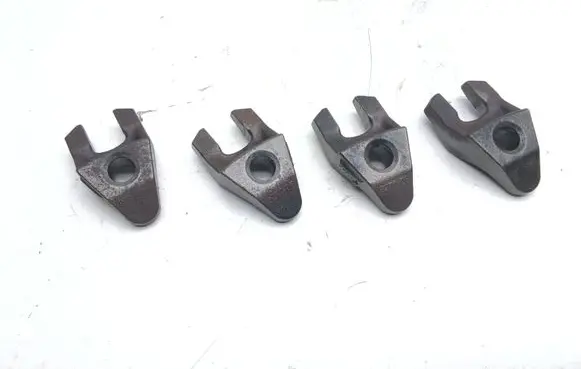 Volvo S60 Fuel Injector clamp holder 