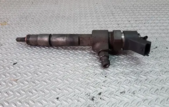 Alfa Romeo 156 Fuel injector 0445110002