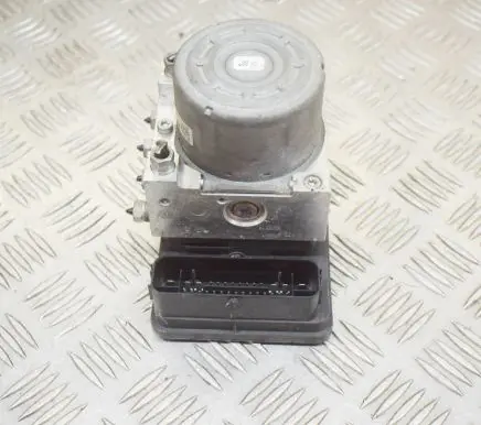 BMW i3 ABS Pump 6883348 10091765373