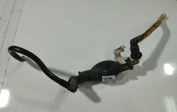Renault Scenic III - Grand scenic III Mechanical fuel pump 