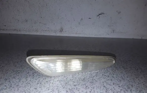 BMW 3 E46 Front fender indicator light 6911372