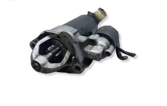 Volkswagen PASSAT B5 Starter motor 0001107068KASACJ 0001107068 058911023B