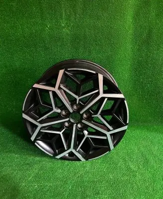 Hyundai Tucson IV NX4 R19 alloy rim 