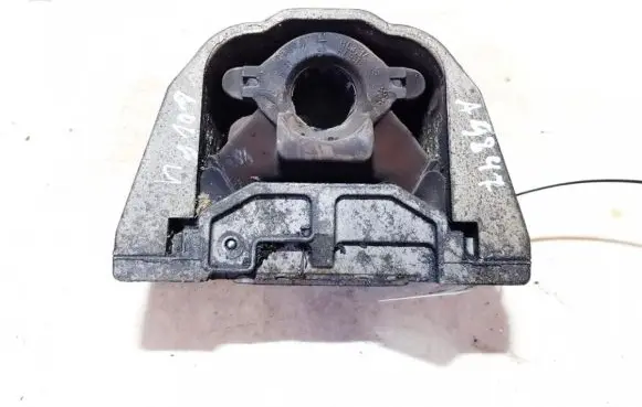 Volkswagen Golf IV Engine mount bracket 1j0199262
