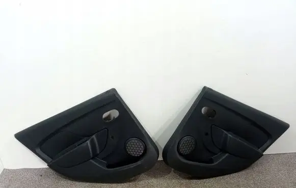 Dacia Sandero II Front door card panel trim