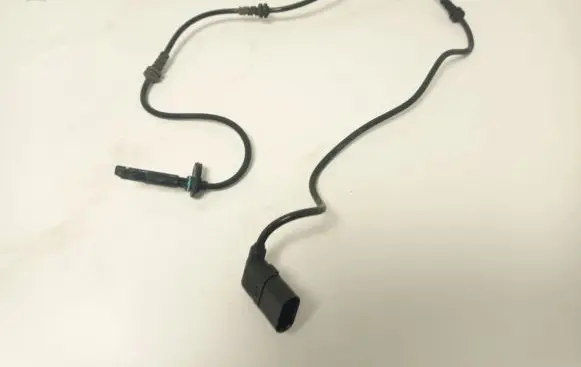 Mercedes-Benz C W205 ABS brake wheel speed sensor A2059058103
