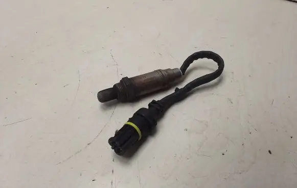 BMW 5 E39 Lambda probe sensor 1742050 LSH25 0258003477