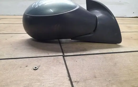 Peugeot 1007 Front door electric wing mirror 