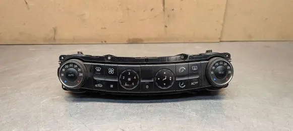Mercedes-Benz E W211 Climate control unit 2118300385 00072402