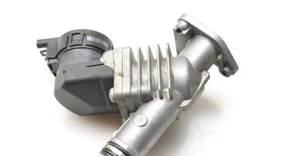 BMW 3 E90 E91 EGR valve 7563241