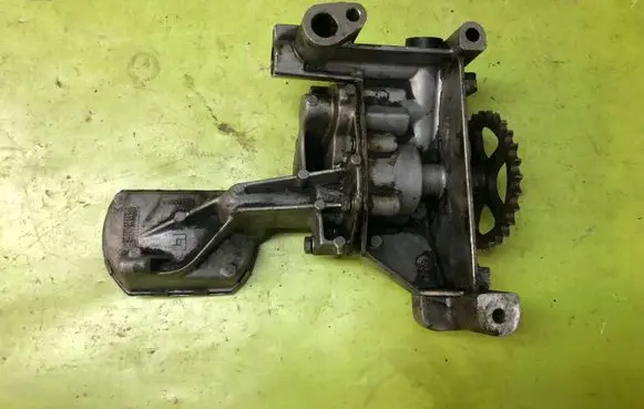 Ford Mondeo MK IV Oil pump 9644350880