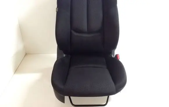 Mazda 6 Front passenger seat 