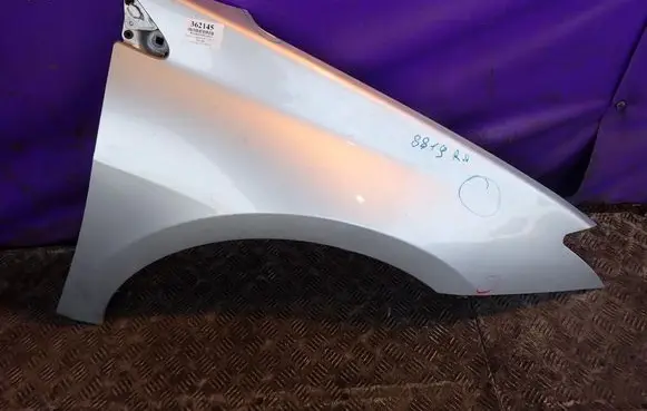 Renault Laguna III Fender